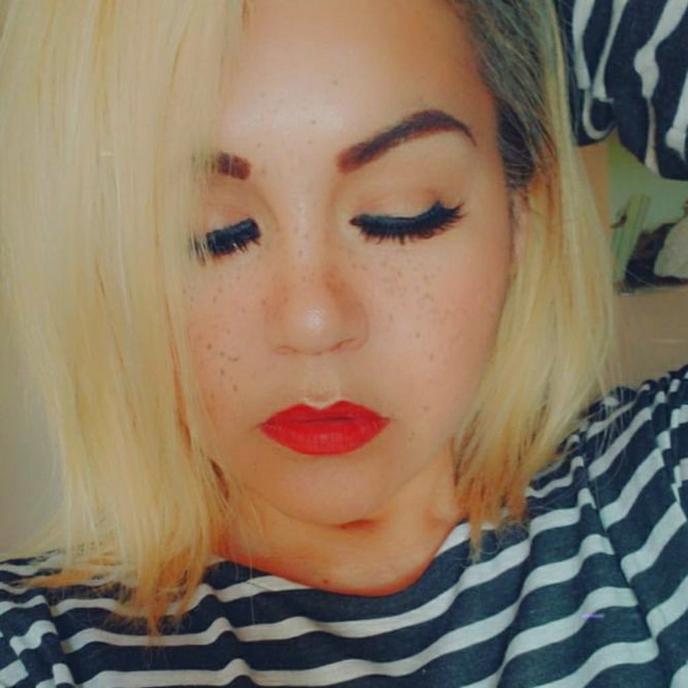 Meet your Posher, Consuelo